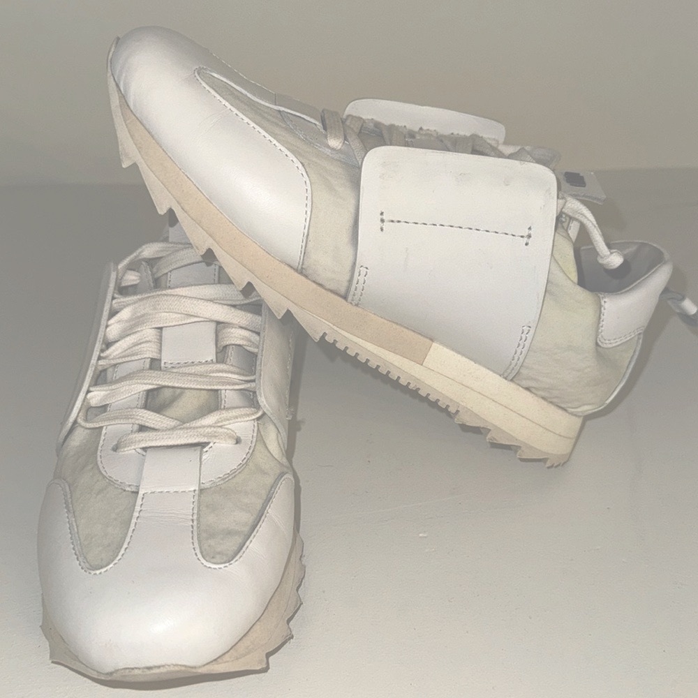 GENTLY WORN | SIZE 36 | ESSEUTESSE | WHITE